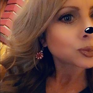 Meet your Posher, Angie